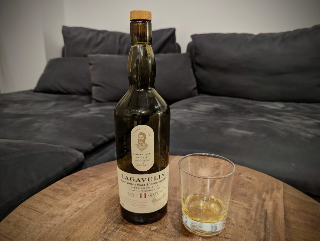 Lagavulin 11 Year Offerman Edition - Guinness Cask