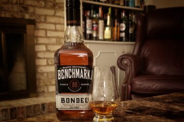 Benchmark Bonded Review - Secret Whiskey Society - Featured