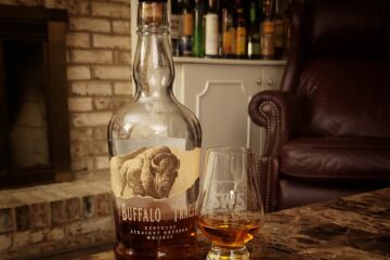 Buffalo Trace Bourbon Review - Secret Whiskey Society - Featured