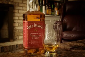 Jack Daniels Fire Review - Secret Whiskey Society - Featured