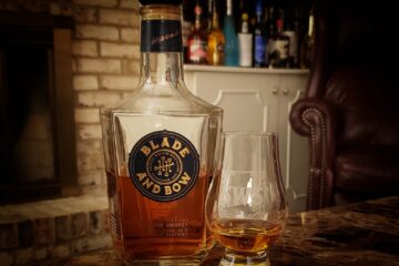 Blade and Bow Review - Secret Whiskey Society - Featured