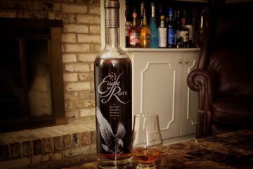 Eagle Rare - 10 Year Review - Secret Whiskey Society - Featured