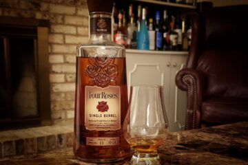 Four Roses Single Barrel Review - Secret Whiskey Society - Featured