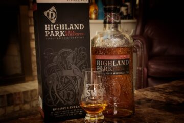 Highland Park Cask Strength Review - Secret Whiskey Society - Featured