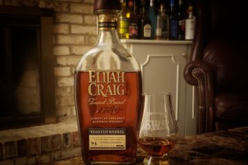 Elijah Craig Toasted Barrel Review - Secret Whiskey Society - Featured