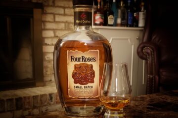 Four Roses Small Batch Review - Secret Whiskey Society - Featured