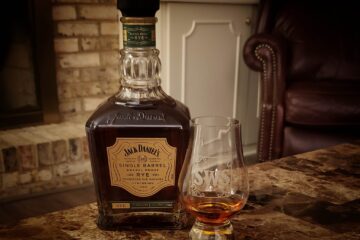 Jack Daniels Single Barrel - Barrel Proof Rye Review - Secret Whiskey Society - Featured