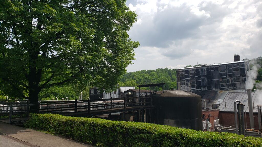 Kentucky Bourbon Trail 2023 - Jack Daniels Distillery Tour - Factory Overlook