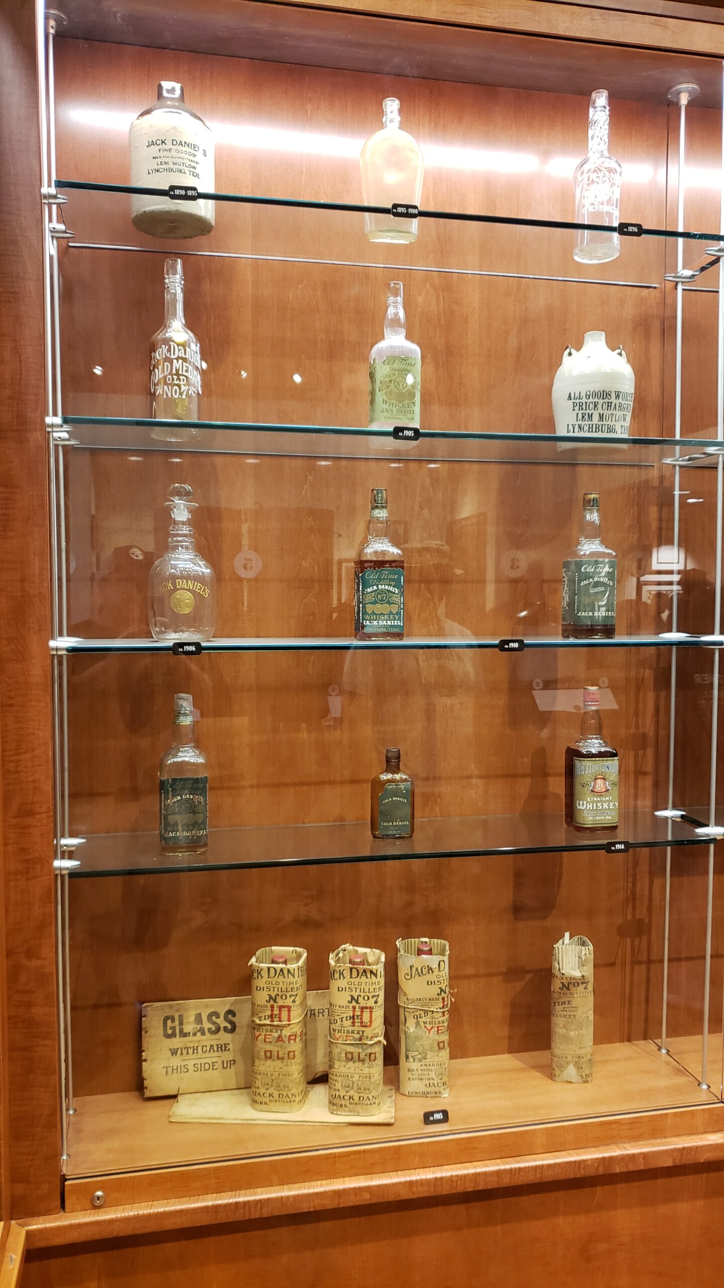 Kentucky Bourbon Trail 2023 - Jack Daniels Distillery Tour - Old Jack Daniels Bottles
