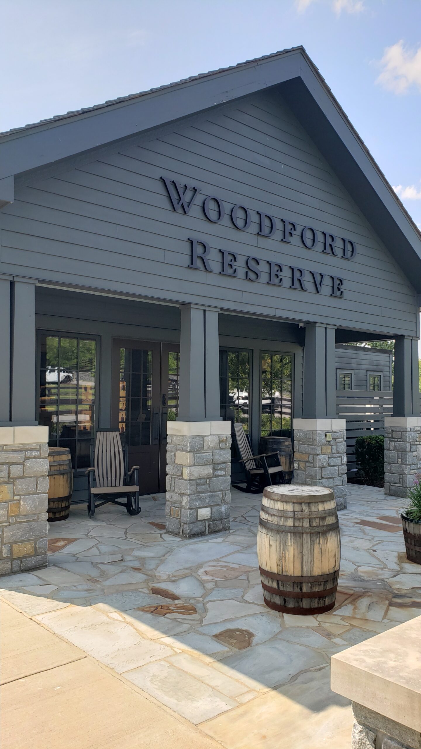 Kentucky Bourbon Trail 2023 - Woodford Reserve Distillery Tour - Tasting Bar Building