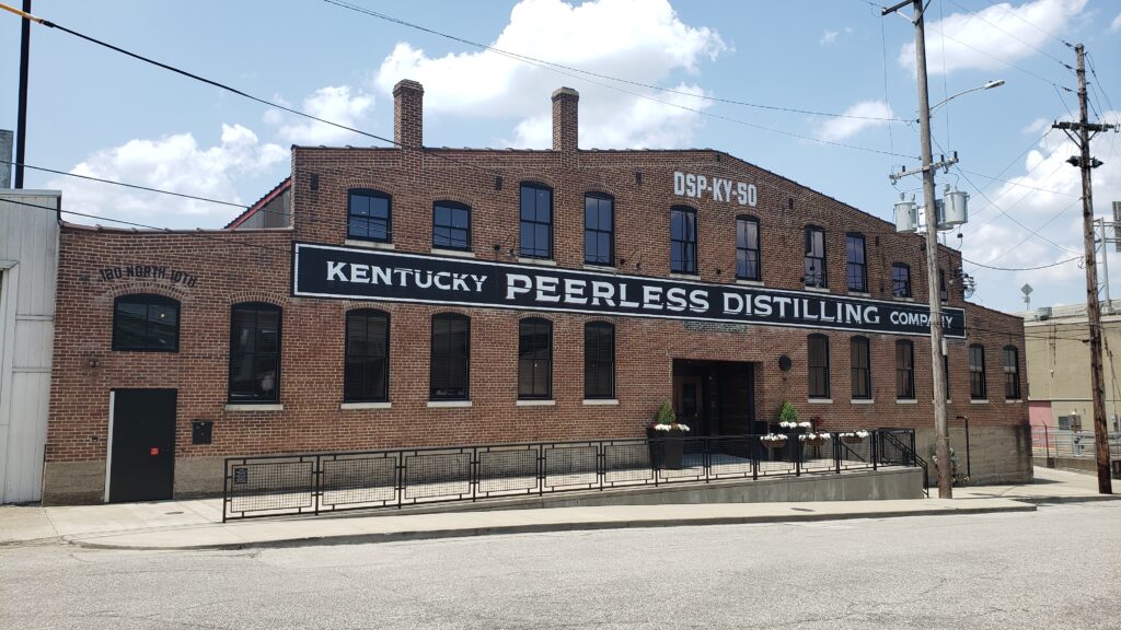 Kentucky Bourbon Trail 2023 - Peerless Distillery - Louisville Kentucky