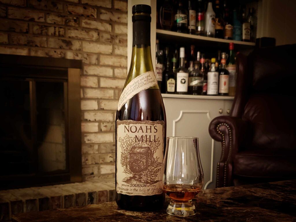 Noahs Mill Bourbon Whiskey Review - Secret Whiskey Society - Featured