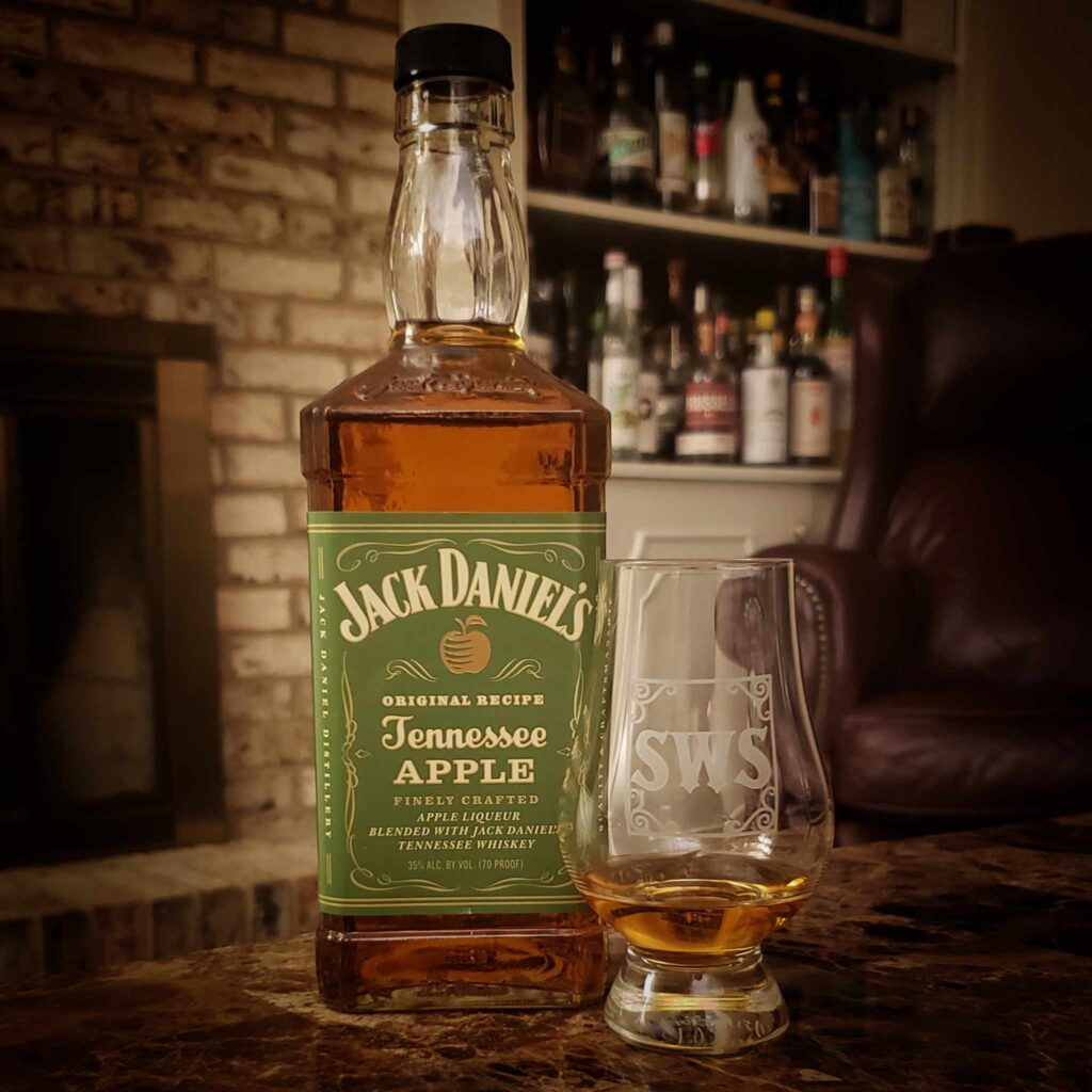 Jack Daniels Tennessee Apple Review - Secret Whiskey Society - Featured Square