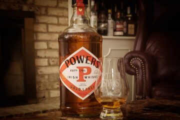 Powers Irish Whiskey Review - Gold Label - Secret Whiskey Society - Featured