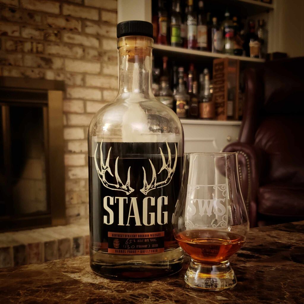 Stagg Batch 22B Review - Batch 19 - Unfiltered Bourbon - Secret Whiskey Society - Featured Square