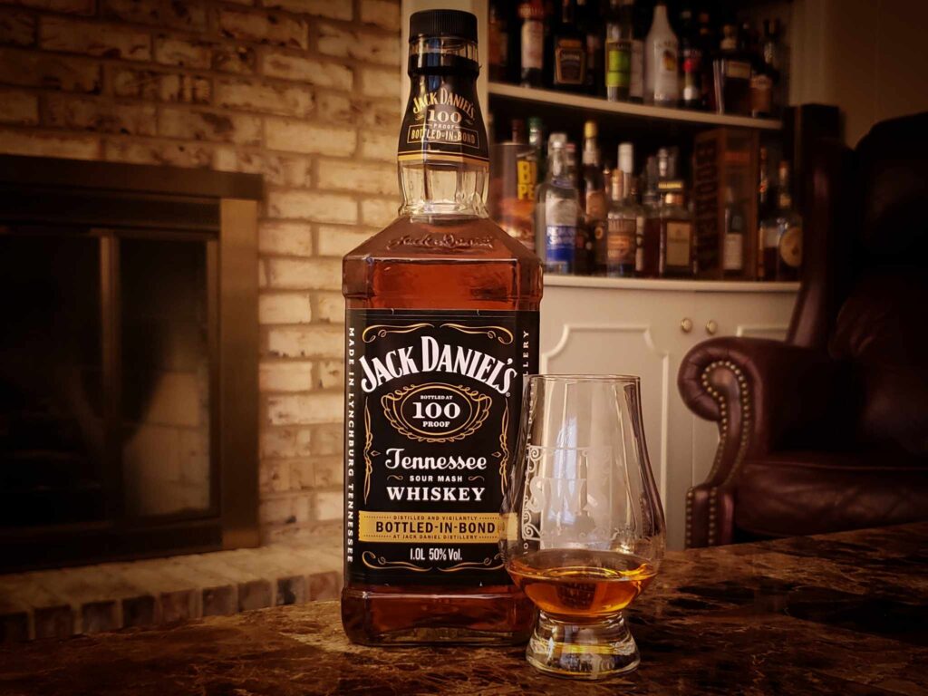 Jack Daniels Bottled In Bond Review - 100 Proof - Secret Whiskey Society - Featured