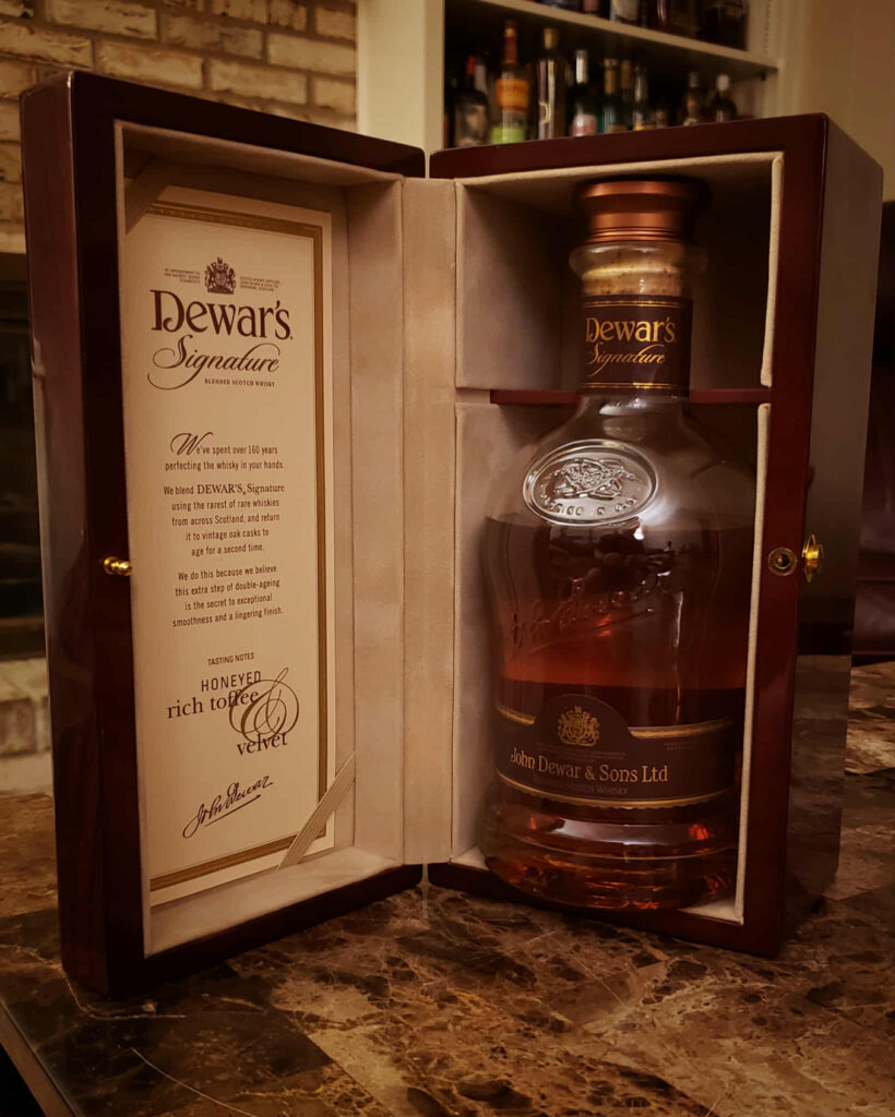 Dewars Signature 1846 Scotch Review - Secret Whiskey Society - Fancy Box and Packaging + Tasting Note Insert